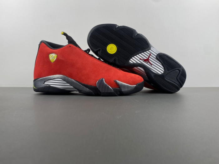 Air Jordan 14 Retro Ferrari (2025) IF5015-600